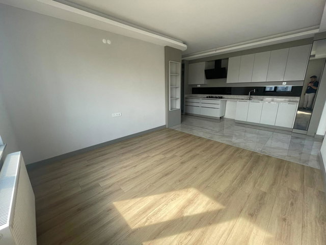 GÜVENLİKLİ SİTE İÇERİSİNDE 4,5+1 | 185 M² NET | 9. KAT | 3 CEPHE |