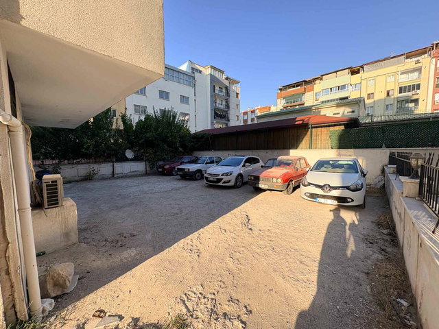AYNIALİ’DE 4+1 DUBLEKS 2 ADET AYRI 2+1 OLARAK KULLANIM İMKANI OTOPARK & TERAS