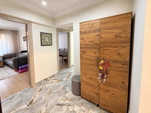 REMAX BEYAZ / SİTELERDE 3+1 NEZİH DAİRE