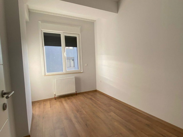 SUADİYEDE SİTE İÇİNDE YENİ BİNADA 2+1 SATILIK DAİRE
