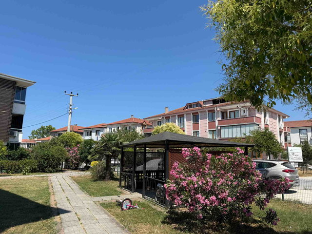 KARASU AZİZİYE MAHALLESİ'NDE PLATİN SUİT EVLERİ  3+1 SATILIK DAİRE