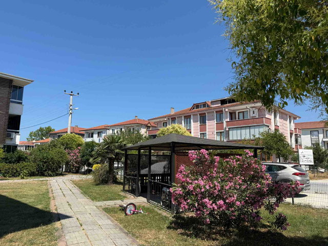 KARASU AZİZİYE MAHALLESİ'NDE PLATİN SUİT EVLERİ  3+1 SATILIK DAİRE