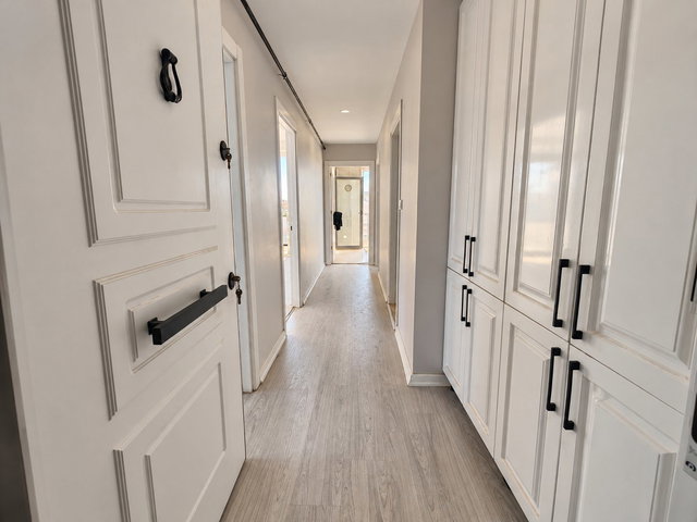 RE/MAX MAHAL'DEN  BAHÇELIEVLER'DE MERKEZI KONUMDA YER ALAN 2+1 YENI DAIRE