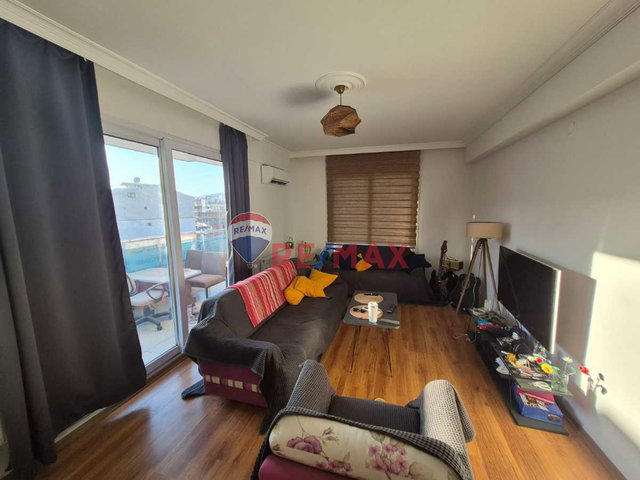 KARŞIYAKA ŞEMİKLER, GENÇ BİNADA EŞYALİ KIRALIK 2+1 DAİRE