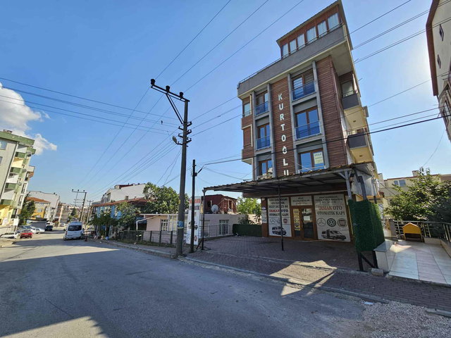 KOCAELI GEBZE YENI ADLIYE YANI KIRALIK 130M² 2+1 DAIRE