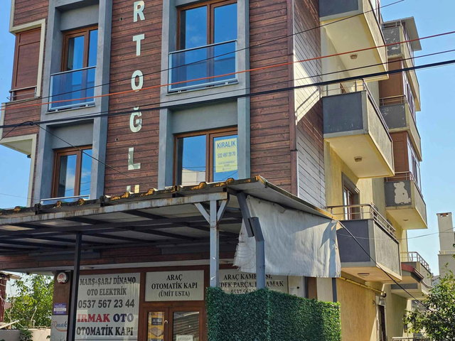 KOCAELI GEBZE YENI ADLIYE YANI KIRALIK 130M² 2+1 DAIRE