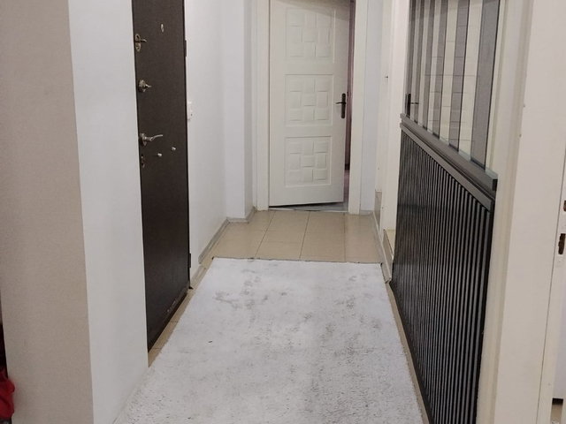ESENYURT ÜÇEVLER MAH. SATILIK BAHÇE KATI