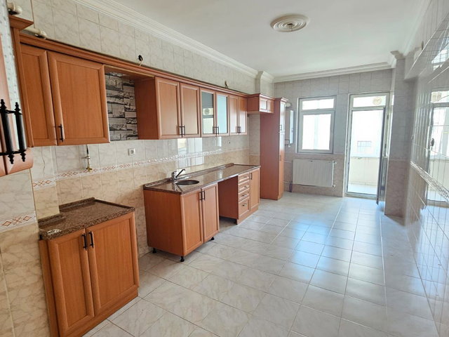 REMAX İLKE'DEN ŞÜKRÜPAŞA'DA 3+1 SATILIK DAİRE