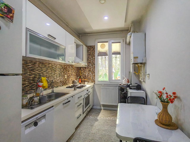 REMAX GELİŞİMDEN KAVAKLI MAHALLESİNDE 2+1 BAHÇE KATI DAİRE