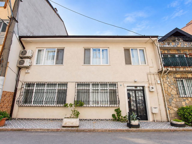 SOĞUKKUYU'DA TİCARİ POTANSİYELLİ  SATILIK BAHÇELİ MÜSTAKİL EV