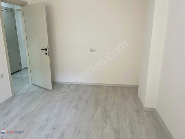 BAHÇELIEVLER YAYLA BAHÇE KULLANIMLI YENI 1+1