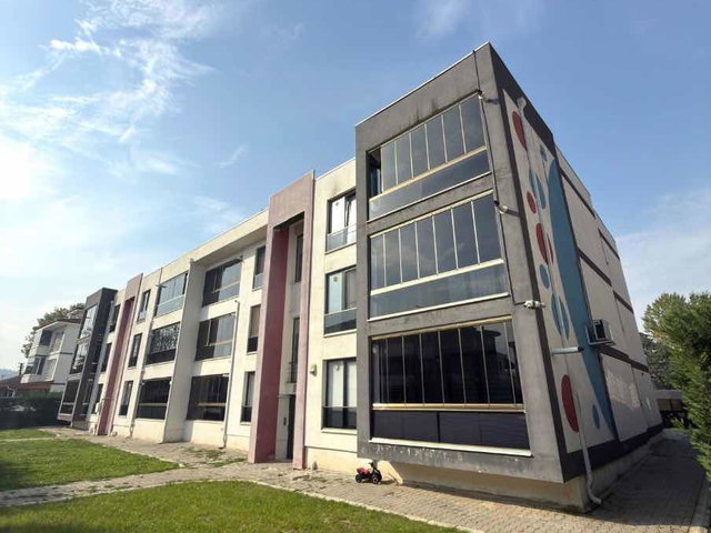 RE/MAX METROPOLİTAN'DAN SERDİVAN 1. CADDE'DE GENİŞ 3+1 DAİRE!!