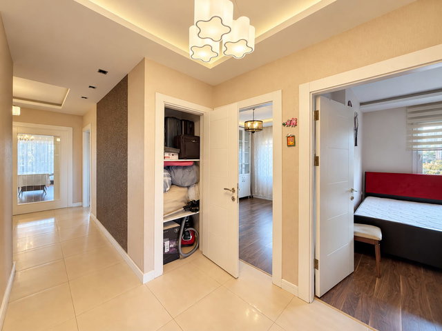 REMAX PALM'DEN 50. YIL MAH. OLİVİA PARK 2 SİT.'DE KİRALIK 4+1