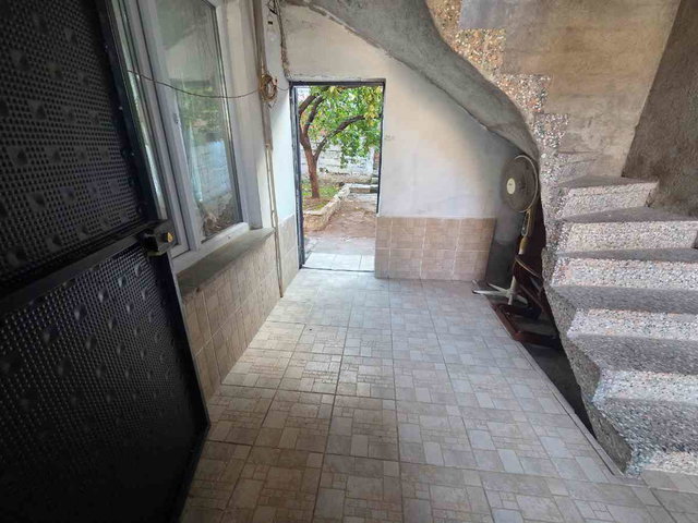 RE/MAX YAZ'DAN TOYGAR MAH GENİŞ EŞYALI BAHÇELI  2+1 KIRALIK DAİRE