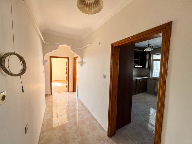 KÖRFEZ HACI OSMAN EBV BANYOLU GENİŞ ARA KAT 3+1 KİRALIK DAİRE