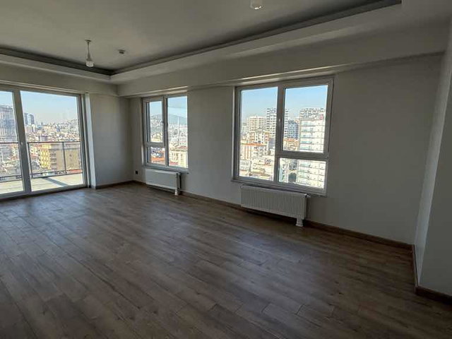 REMAX LOTUS’TAN REFRANS LOCA1 DA 3+1 KİRALIK DAİRE