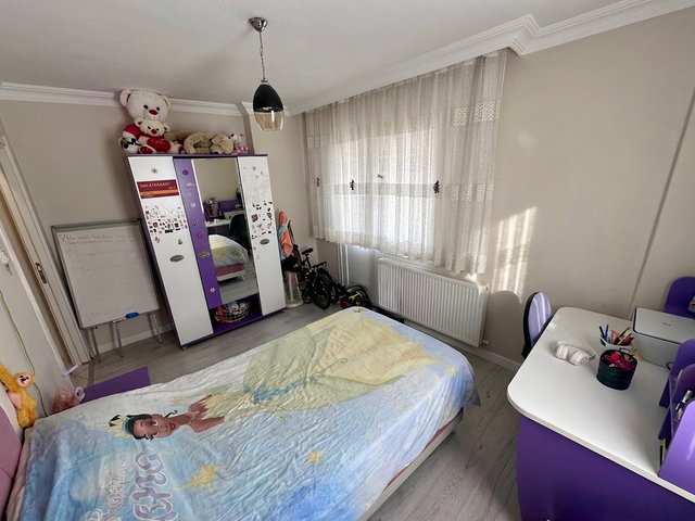 KARŞIYAKA ŞEMİKLER’DE 3+1 | 120 M² | 3 CEPHELİ (GÜNEY-KUZEY-BATI) | BALKONLU SATILIK DAİRE