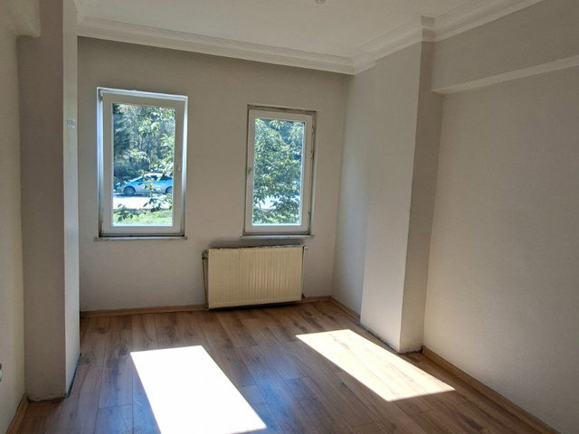 SERDİVAN KEMALPAŞA’DA GÜNEY-BATI CEPHELİ 3+1 | BALKONLU | DOĞALGAZ KOMBİLİ