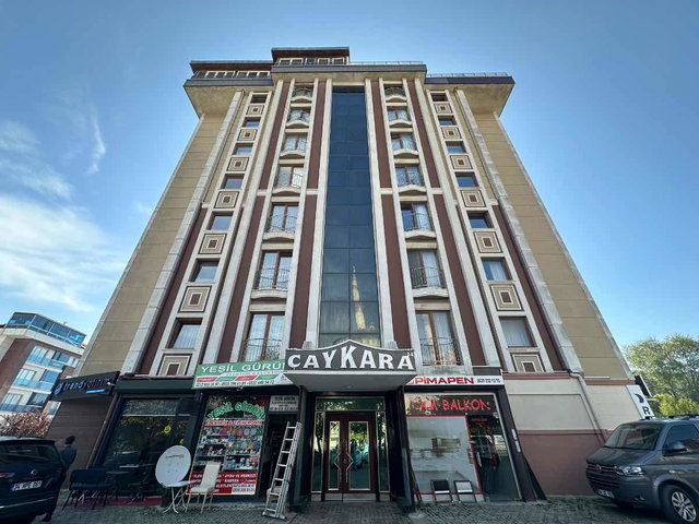 ADNAN KAHVECİ PAZARA KOMŞU KİRALIK 165 M2  3+1 GENİŞ FERAH DAİRE
