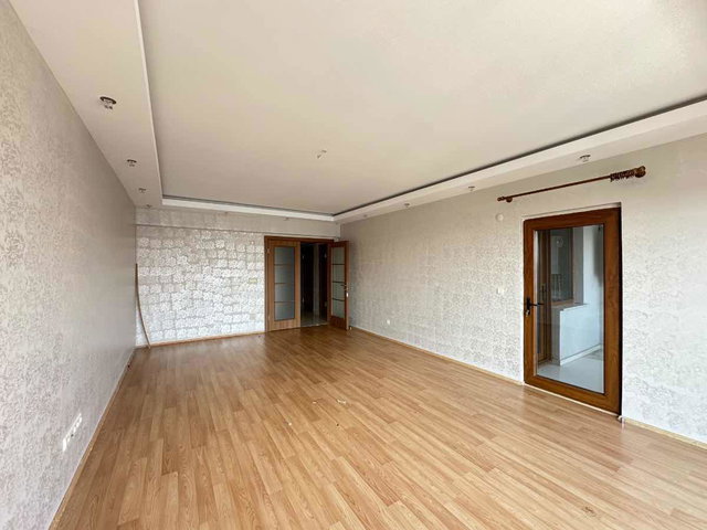 ADNAN KAHVECİ PAZARA KOMŞU KİRALIK 165 M2  3+1 GENİŞ FERAH DAİRE