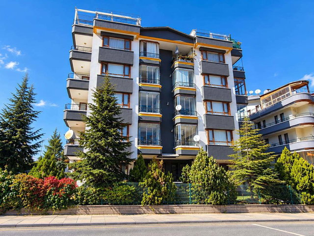 KIRKKONAKLAR'DA KONUMUYLA ÖNE ÇIKAN 3+1