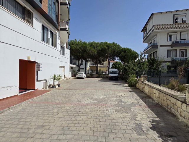 REMAX YELKEN'DEN CAMİKEBİR MAHELESİNDE 3+1 DAİRE