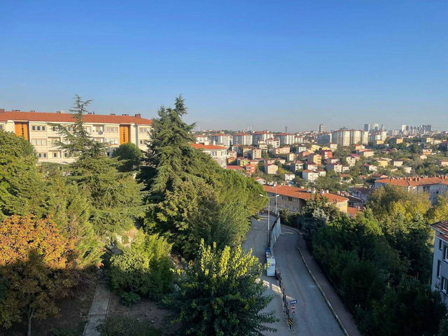 REMAX ANI 'DAN ÇENGELKÖY ATA 2 SİTESİ ’NDE KİRALIK 2+1 DAİRE