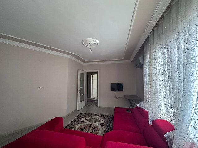 REMAX ARMA'DAN BUCA KURUÇEŞME MH' DE BALKONLU EŞYALI 1+1