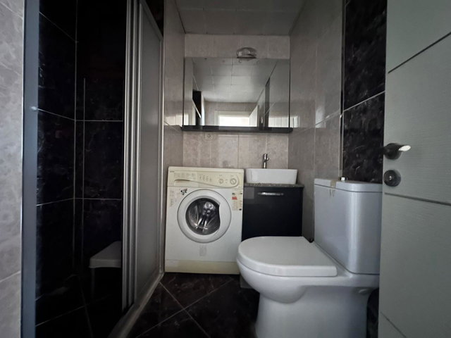 REMAX ARMA'DAN BUCA KURUÇEŞME MH' DE BALKONLU EŞYALI 1+1