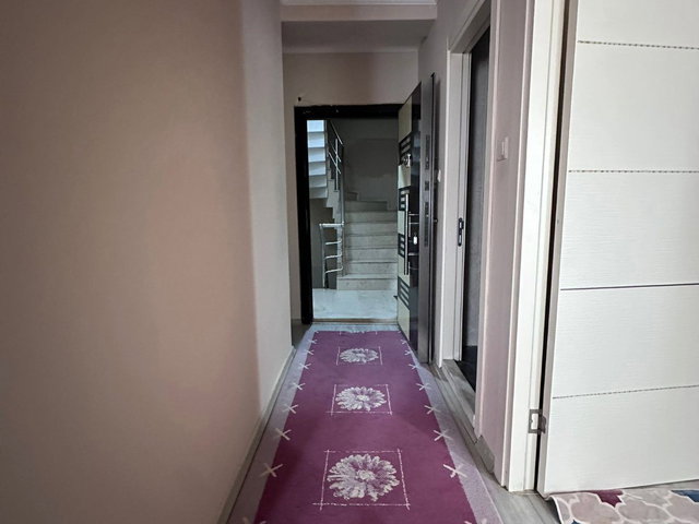 REMAX ARMA'DAN BUCA KURUÇEŞME MH' DE BALKONLU EŞYALI 1+1