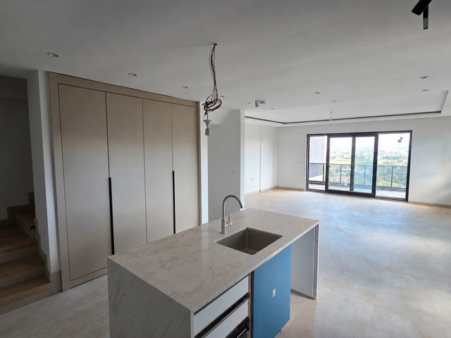 ALFA TEPE PREMIUM’DA MANZARALI, AKILLI EV SİSTEMLİ KİRALIK 4+1 VİLLA