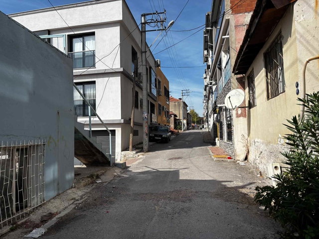 ÇİĞLİ ŞİRİNTEPE’DE EŞYALI 2+1 KİRALIK DAİRE