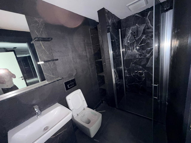KARTEPE SİERRA VİLLARINDA 4+1 HAVUZLU SATILIK VİLLA