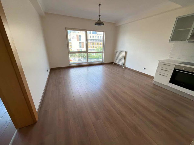 ATAŞEHIR DELÜXIA SUITES'DE GENIŞ TIP SATILIK 1+1 DAIRE