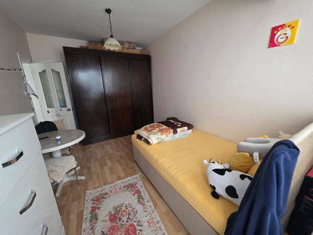 TUZLA SAHİLE YAKIN KONUMDA SATILIK 2+1 DAİRE