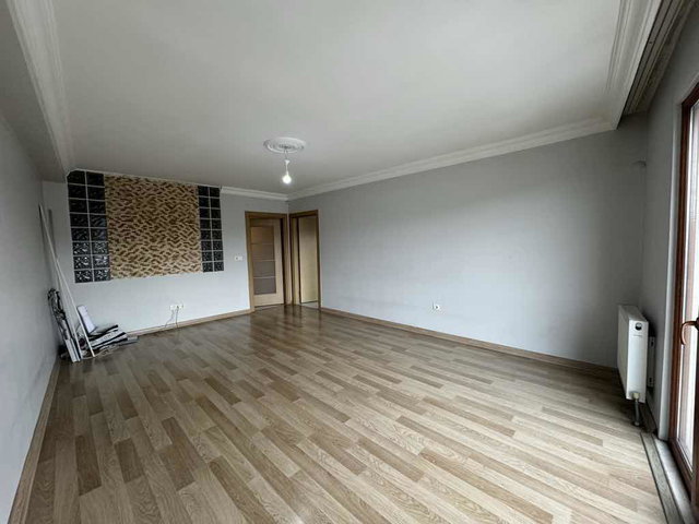 EYÜPSULTAN GÜZELTEPE CADDE ÜZERİ 2+1 KİRALIK DAİRE