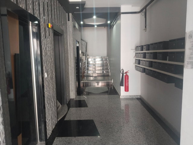 5 ŞEMİKLERDE İZBAN VE ORDU BULVARINA YAKIN 2+1 KİRALIK DAİRE