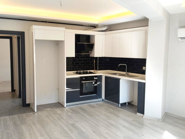 5 ŞEMİKLERDE İZBAN VE ORDU BULVARINA YAKIN 2+1 KİRALIK DAİRE