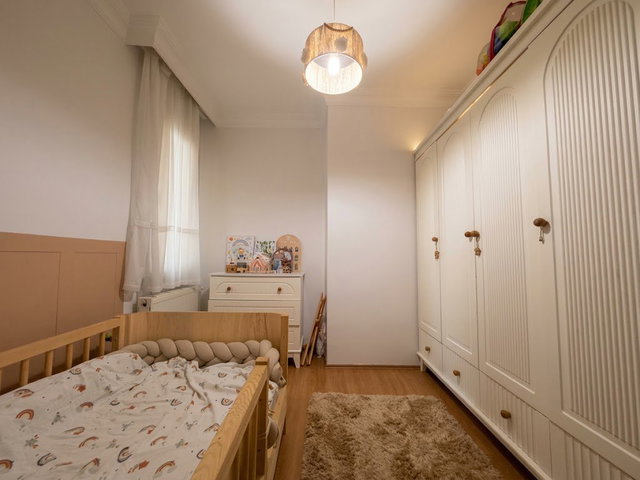 REMAXPRO KEMAL MERTCAN ÜNİVERSİTE VE TRAMVAYA YAKIN 3+1 ARA KAT