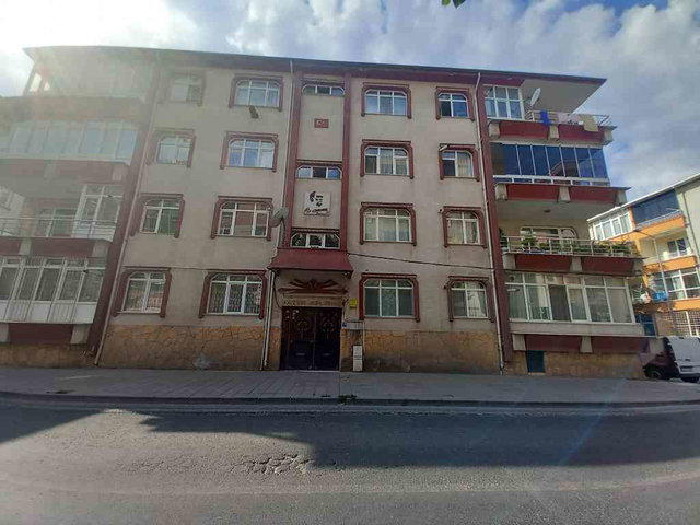 REMAXLAND DEN ÇOBANÇEŞMEDE 3+1 KİRALIK DAİRE