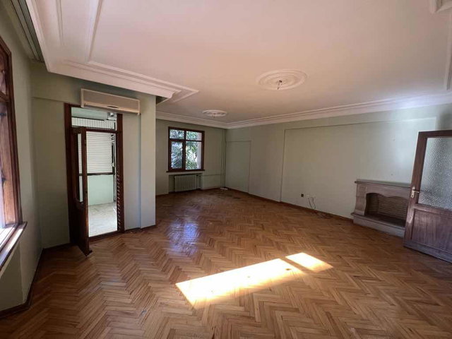 ERENKÖY’DE  MARMARAYA ÇOK YAKIN ÇİFT BALKONLU KİRALIK GENİŞ 3+1 DAİRE