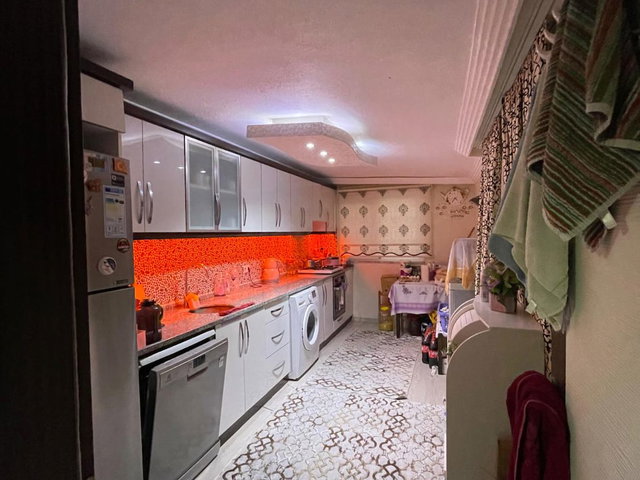 MERKEZİ KONUMDA SATILIK 3+1 AYRI MUTFAK DAİRE