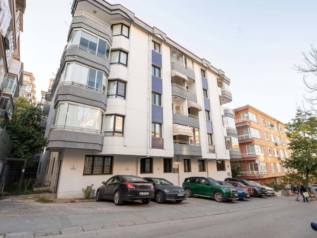 ÇANKAYA GÜVENEVLER’DE KİRALIK 3+1 DAİRE 2 BANYOLU BALKONLU