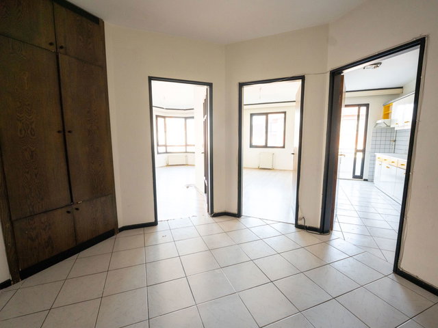 ÇANKAYA GÜVENEVLER’DE KİRALIK 3+1 DAİRE 2 BANYOLU BALKONLU
