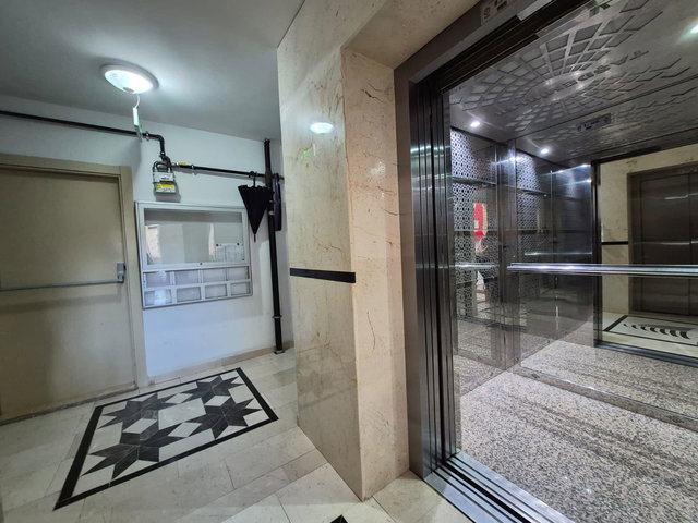 KARTAL YAKACIK GOLD LİFE SİTEİNDE  3+1 |OTOPARK | 3 CEPHELİ | BALKONLU | KREDİYE UYGUN