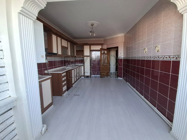 RE/MAX LACİVERT'TEN KAYAKYOLU'NDA KİRALIK 3+1 DAİRE