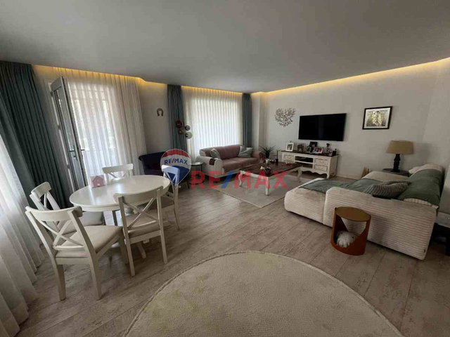 ULUS SİRAL SİTESİ'NDE SATILIK 3+1 DAİRE