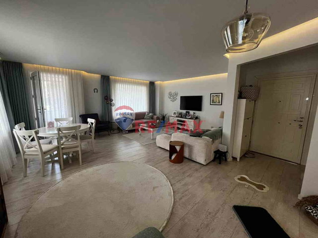 ULUS SİRAL SİTESİ'NDE SATILIK 3+1 DAİRE