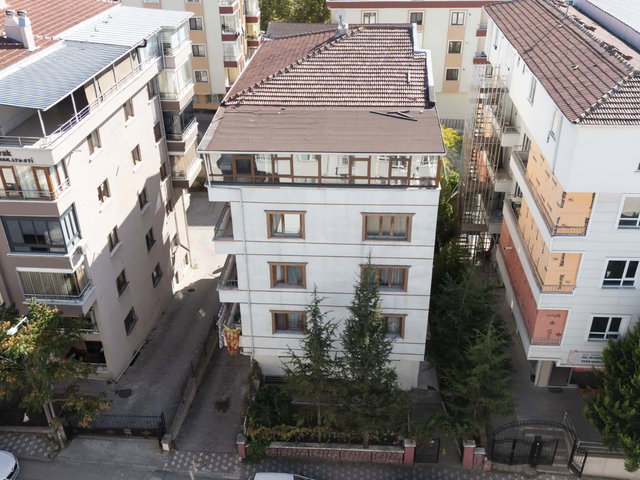 ERYAMAN MERKEZİ KONUMDA 3+1 YAPILI SATILIK DAİRE