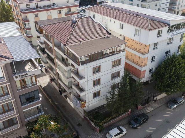 ERYAMAN MERKEZİ KONUMDA 3+1 YAPILI SATILIK DAİRE